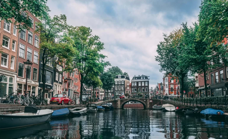  Amsterdam’s Guide For Budget Travelling